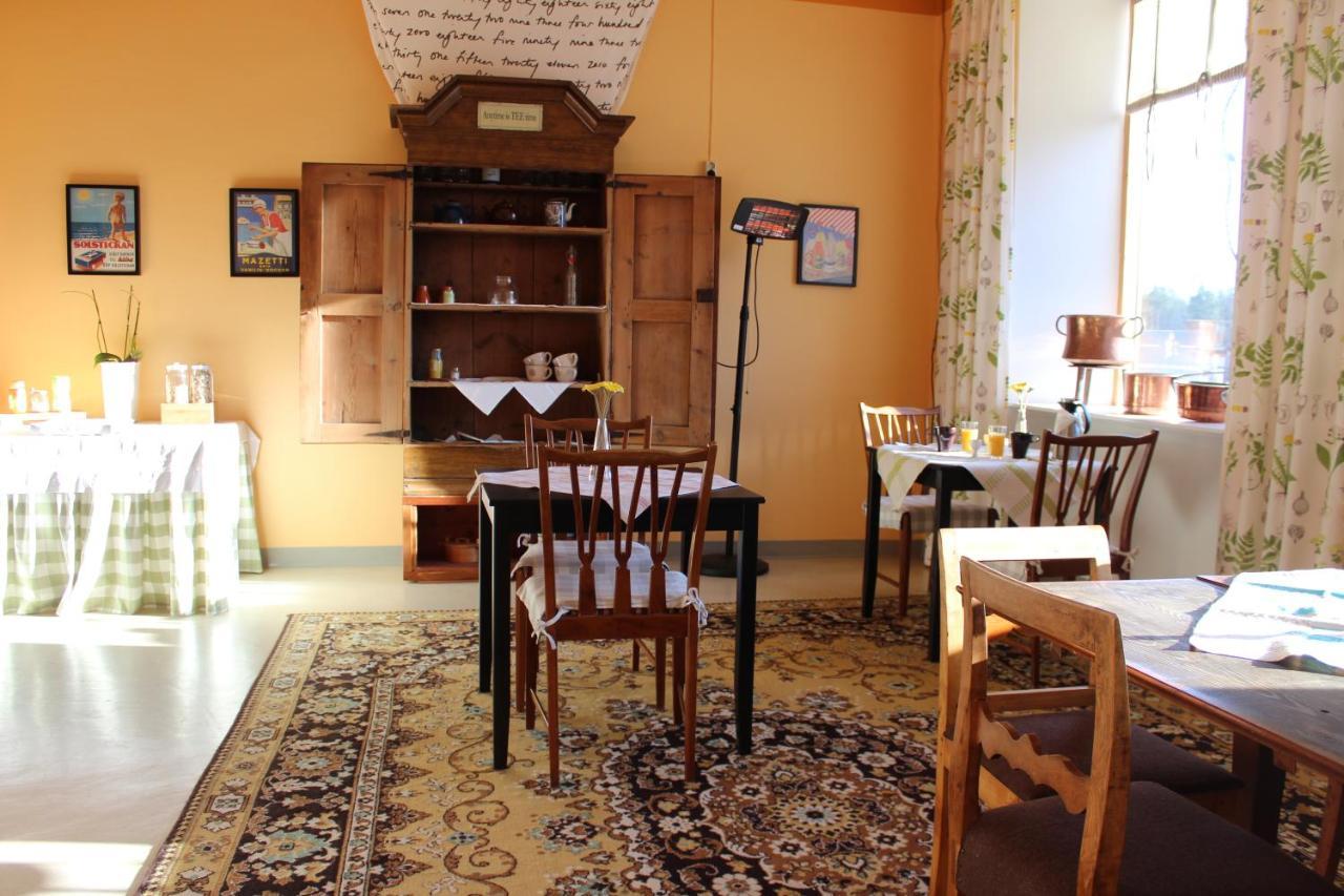 مبيت وإفطار Lovstabruk Gamla Brukshandeln Bed&Breakfast المظهر الخارجي الصورة